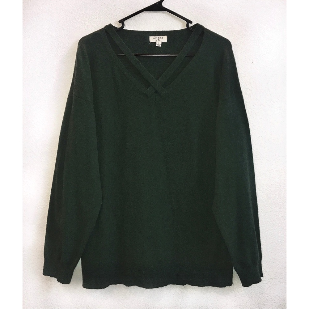 Crosscut V-Neck Pullover Sweater